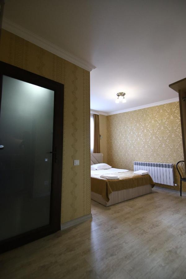 Gyumri Guest House Екстер'єр фото
